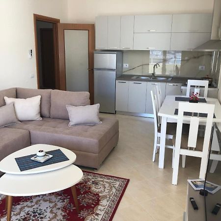 Rooftop Apartments Lungomare Vlore Bagian luar foto