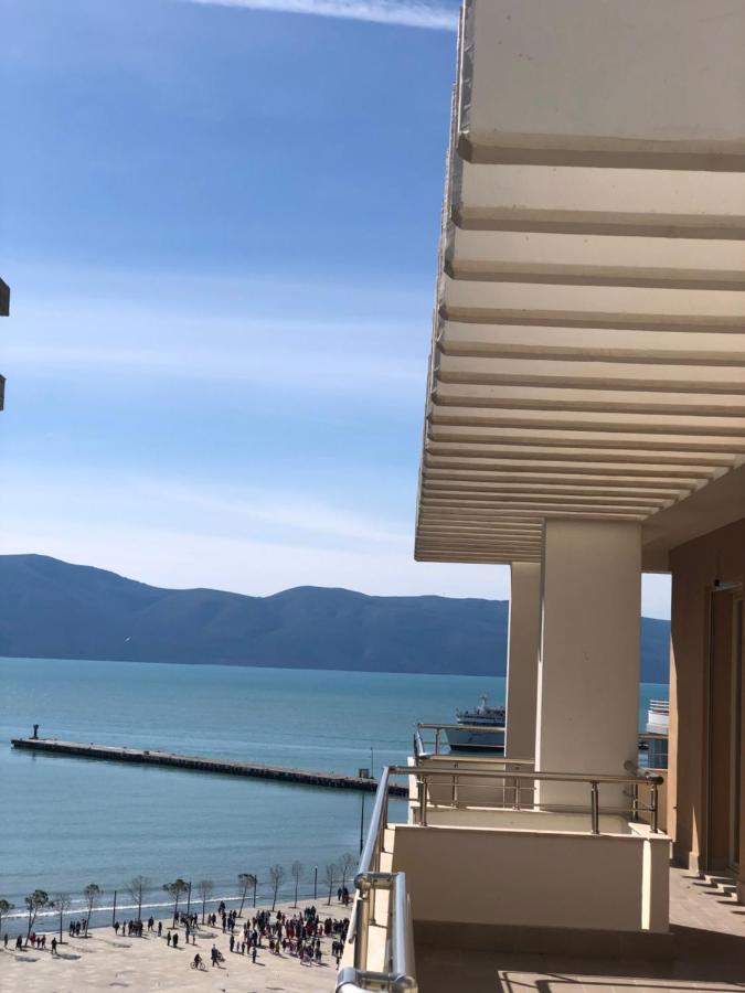 Rooftop Apartments Lungomare Vlore Bagian luar foto