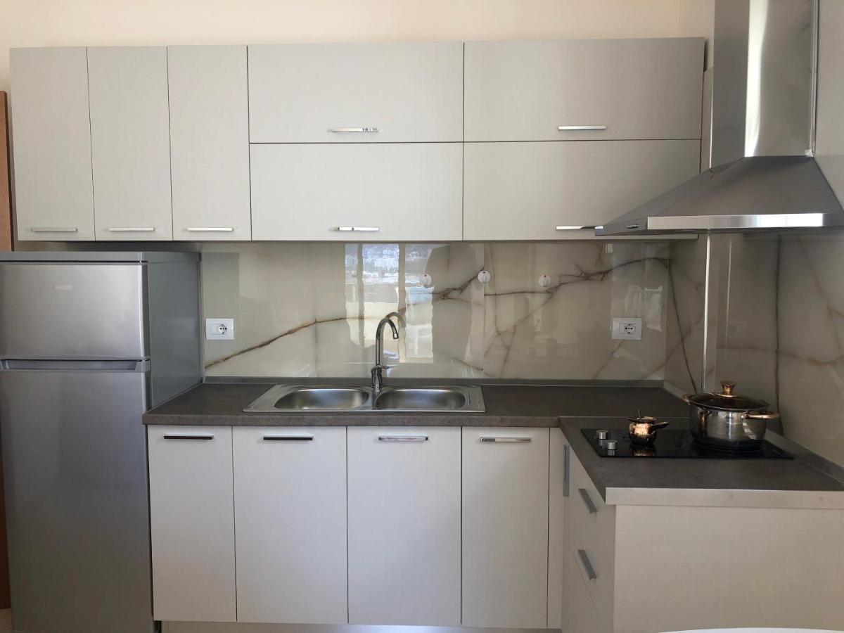 Rooftop Apartments Lungomare Vlore Bagian luar foto