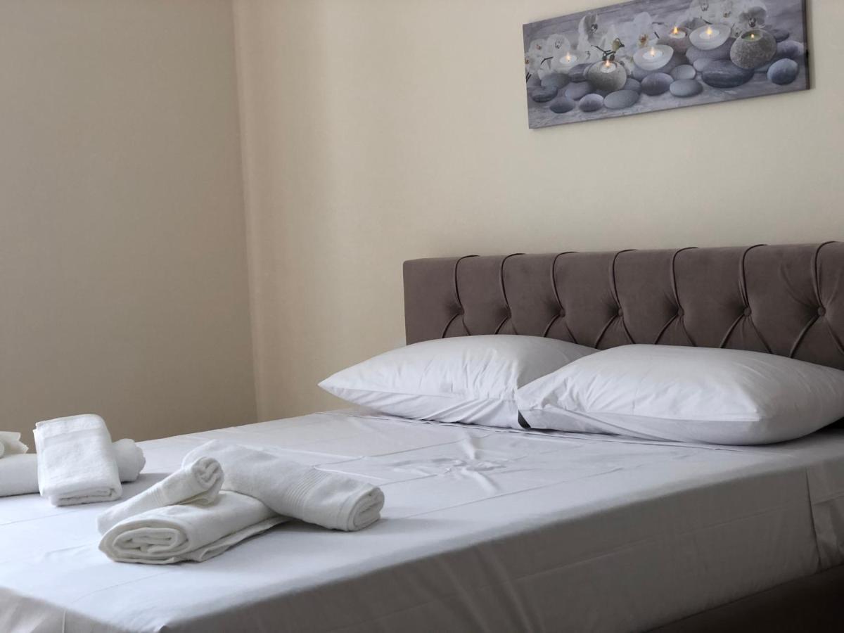 Rooftop Apartments Lungomare Vlore Bagian luar foto