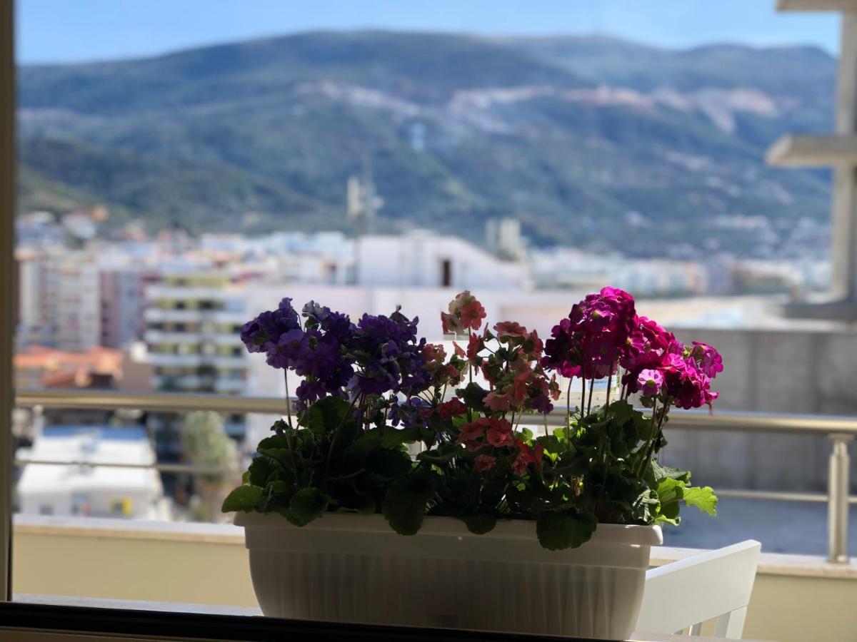 Rooftop Apartments Lungomare Vlore Bagian luar foto