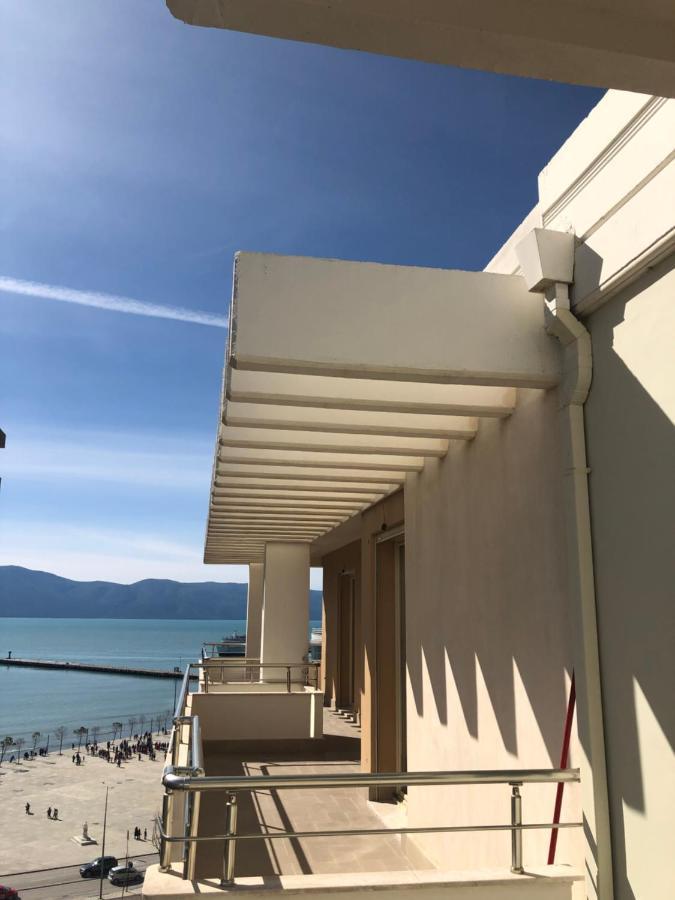 Rooftop Apartments Lungomare Vlore Bagian luar foto