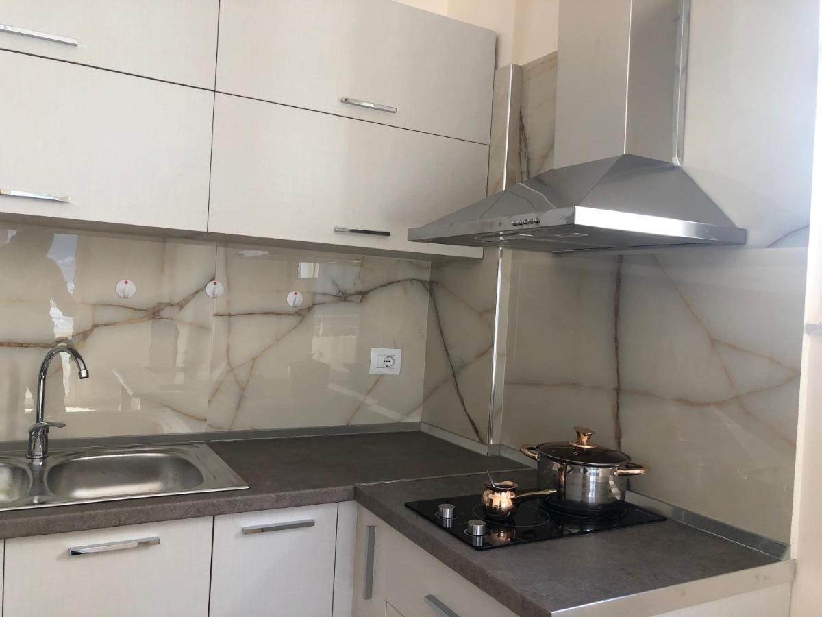 Rooftop Apartments Lungomare Vlore Bagian luar foto