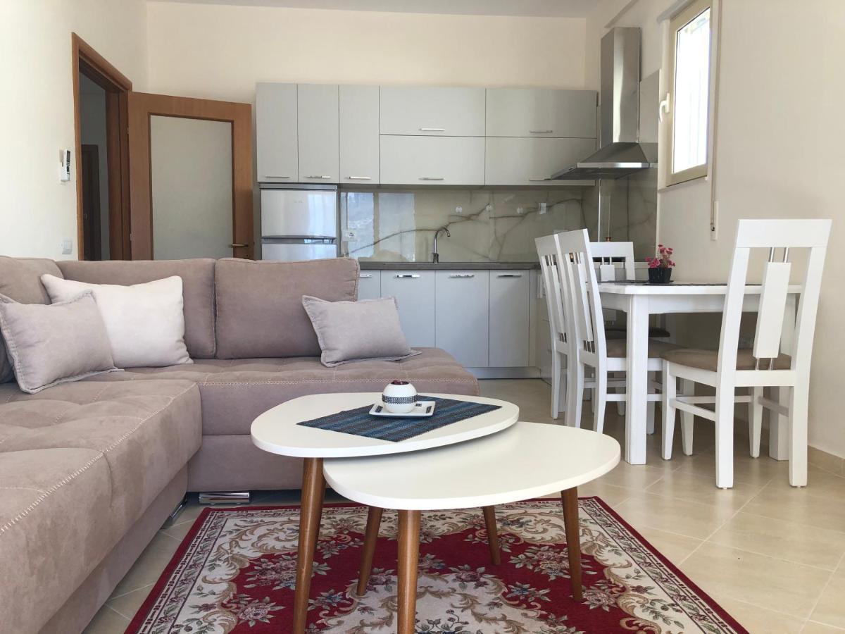 Rooftop Apartments Lungomare Vlore Bagian luar foto