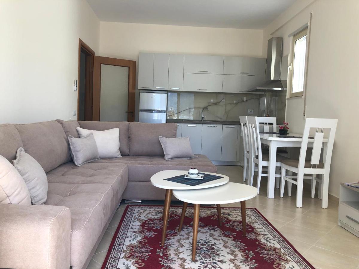Rooftop Apartments Lungomare Vlore Bagian luar foto