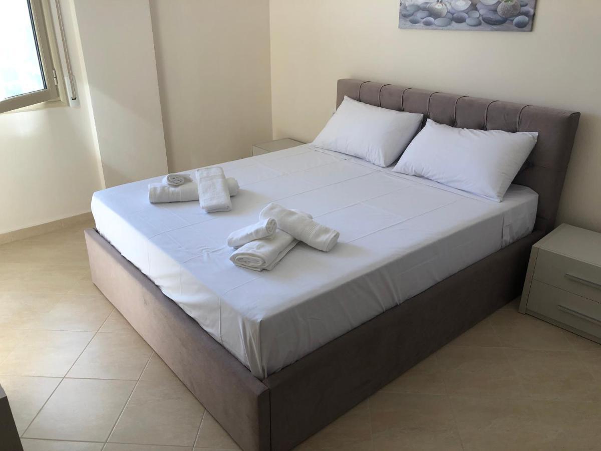 Rooftop Apartments Lungomare Vlore Bagian luar foto
