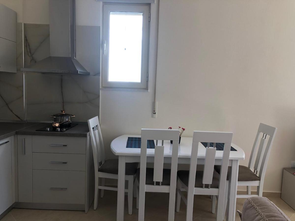 Rooftop Apartments Lungomare Vlore Bagian luar foto