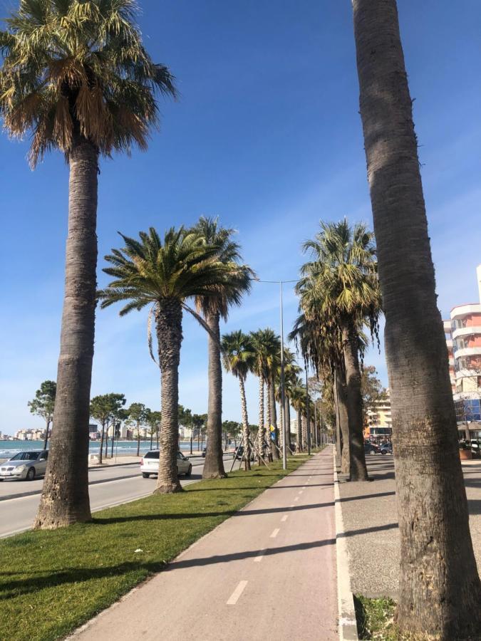 Rooftop Apartments Lungomare Vlore Bagian luar foto