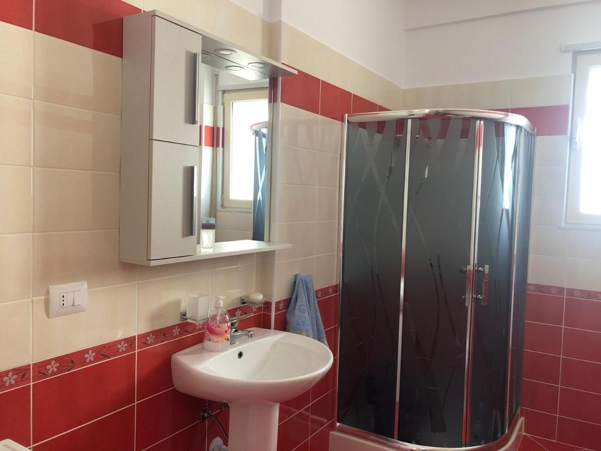 Rooftop Apartments Lungomare Vlore Bagian luar foto