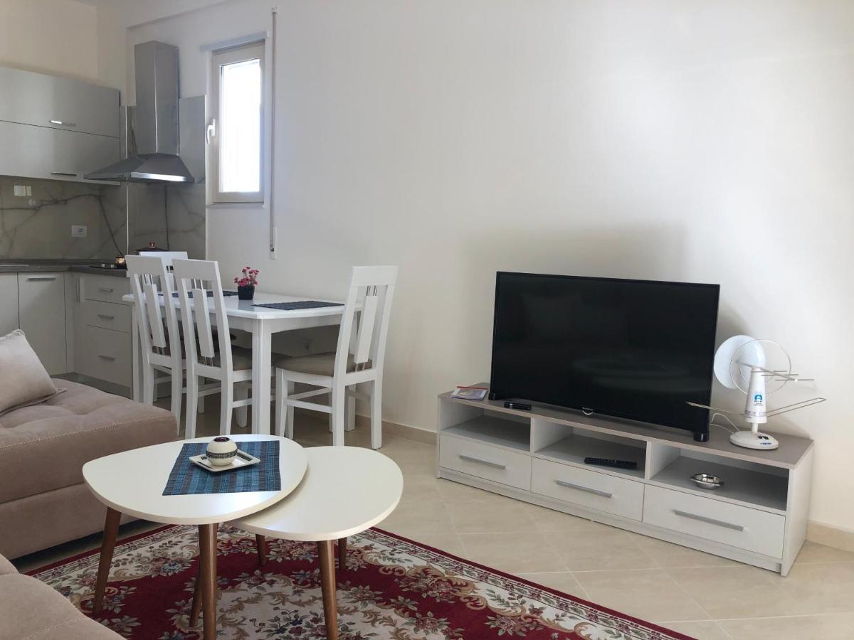 Rooftop Apartments Lungomare Vlore Bagian luar foto