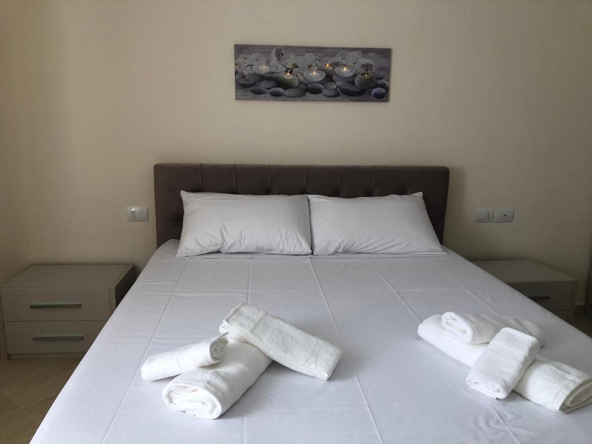 Rooftop Apartments Lungomare Vlore Bagian luar foto